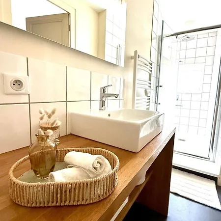 Villa Les De Grammont 260 *